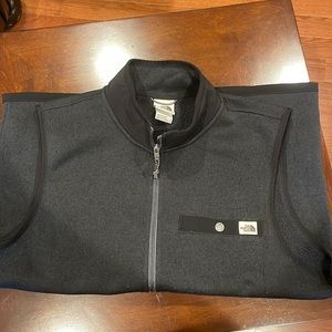 The Northface vest size large